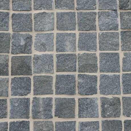 GUNMETAL GREY GRANITE SETTS - 100 x 100mm