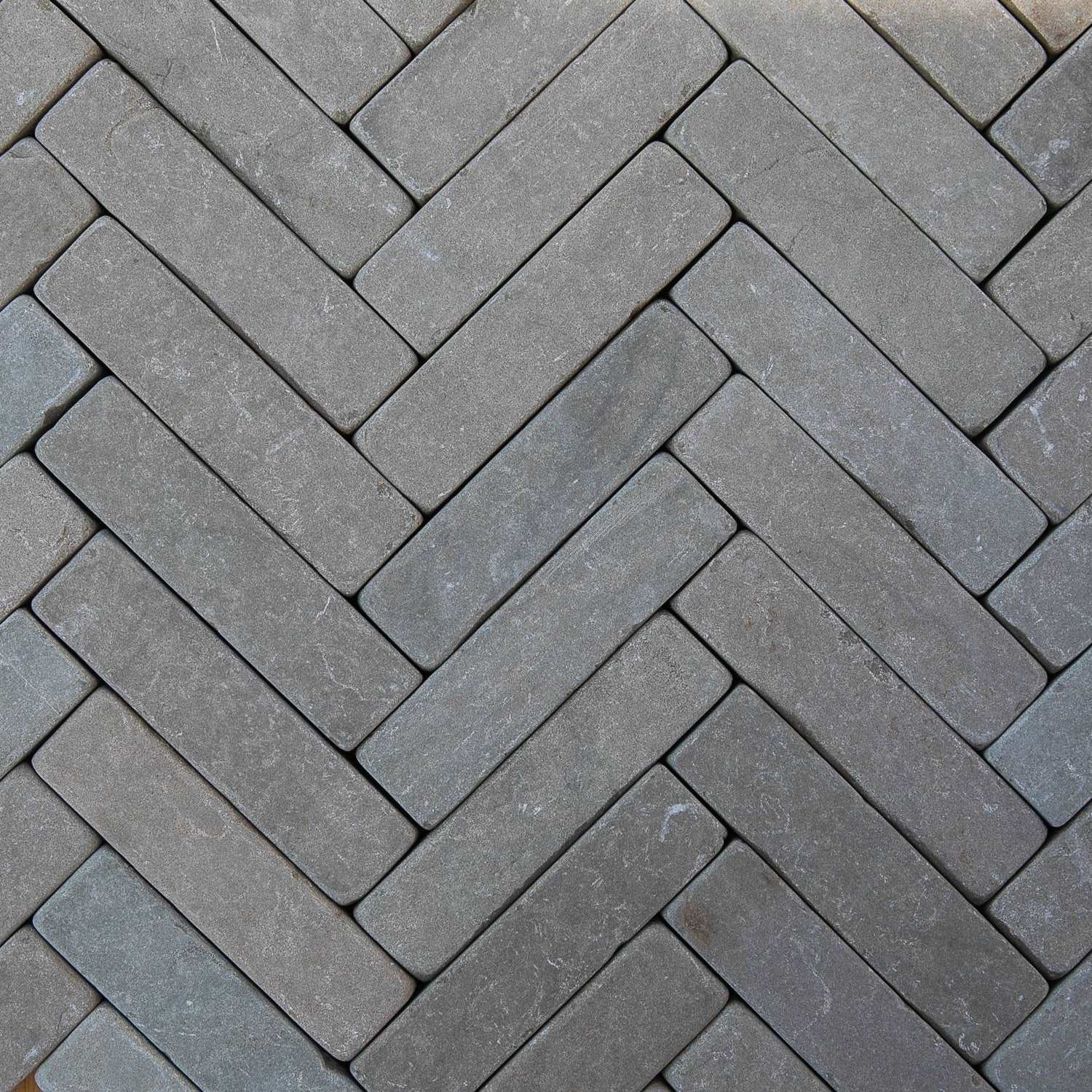 CHATSWORTH LIMESTONE PAVIORS