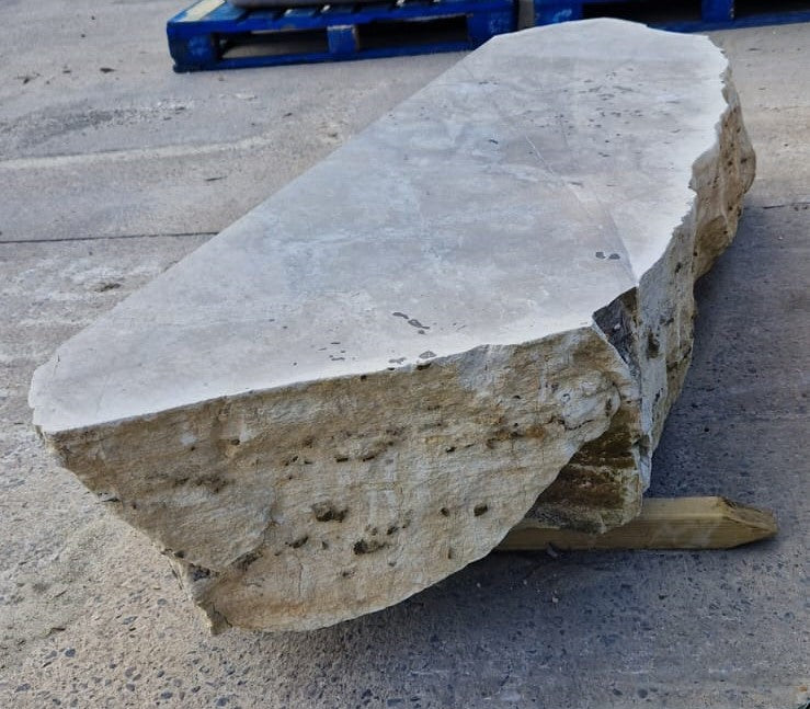 FEATURE STONE FIREPITS