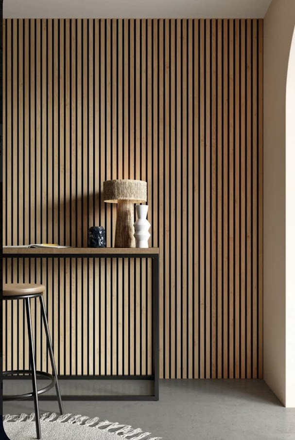 OAK INTERNAL WALL SLATTED PANELS – 600mm x 2400mm - SMOOTH FINISH