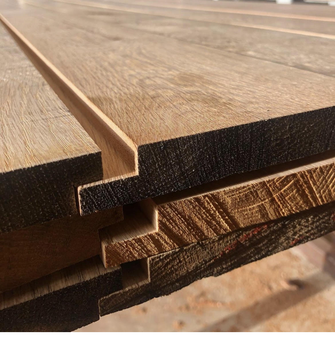 OAK SHADOW GAP CLADDING – 22mm x 95mm SMOOTH FINISH BOARDS