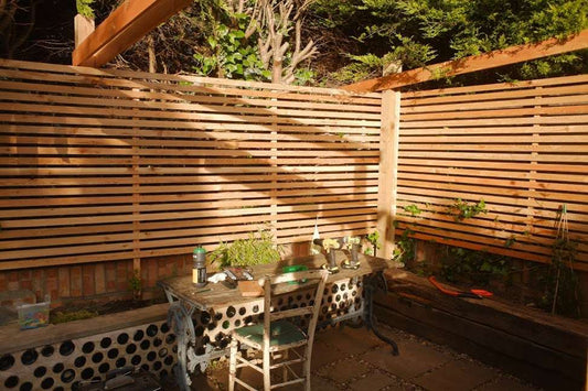 SIBERIAN LARCH FENCING BATTENS – A GRADE – 21mm thick